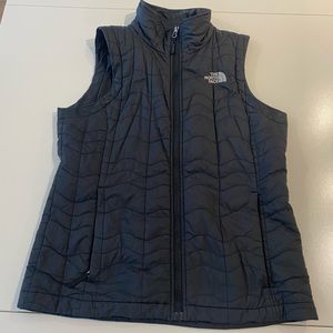 The North Face Bombay Vest- Black, Size Small